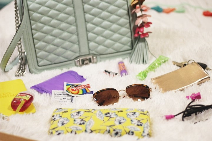 What’s In My Purse + Veeda Products